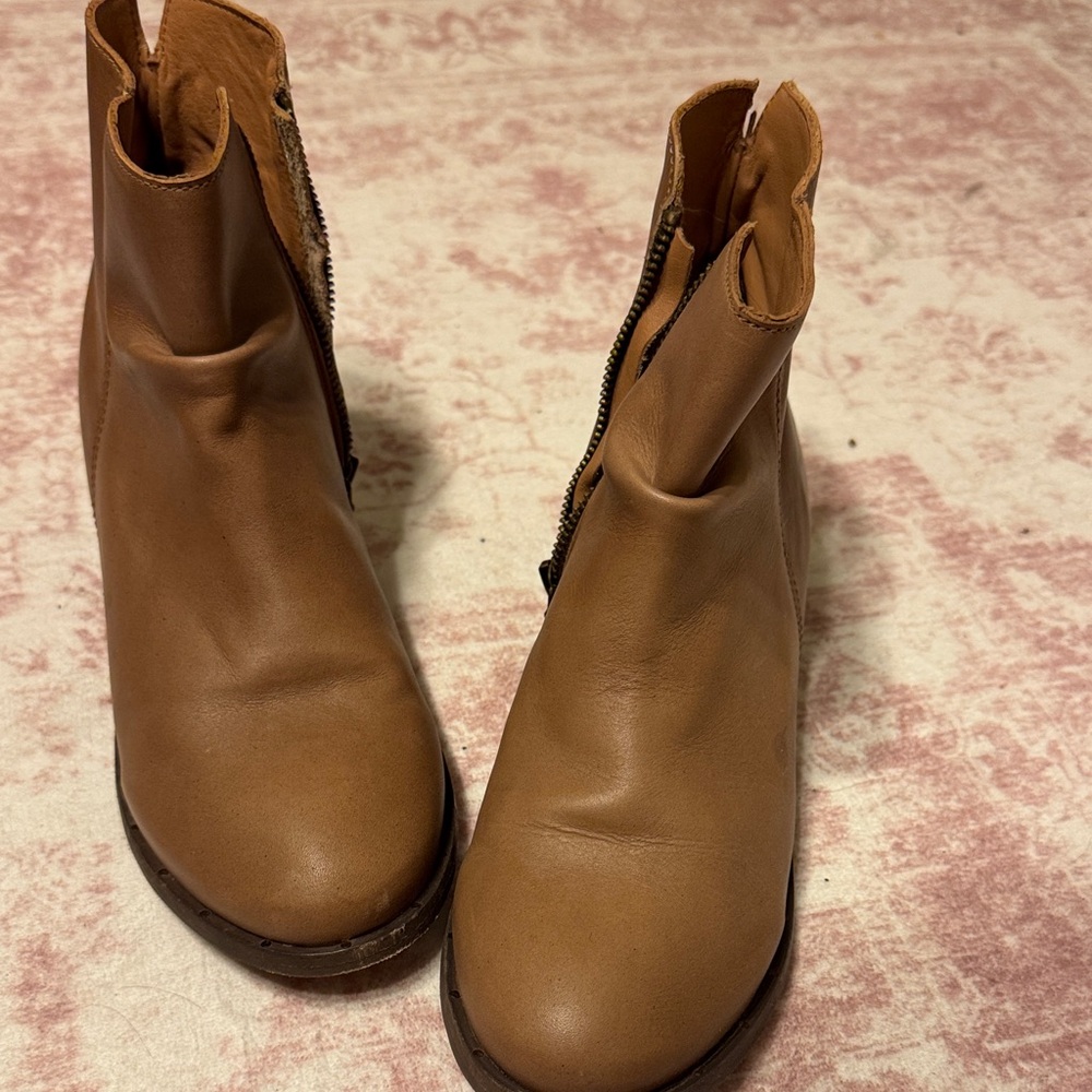 Beek Quail Bootie - Picture 3 of 8